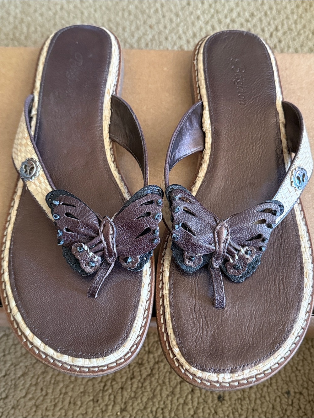 Brighton Women’s Brown Butterfly Leather Thong Sandals NEW